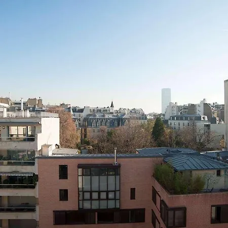Saxe Eiffel Hotell 4*