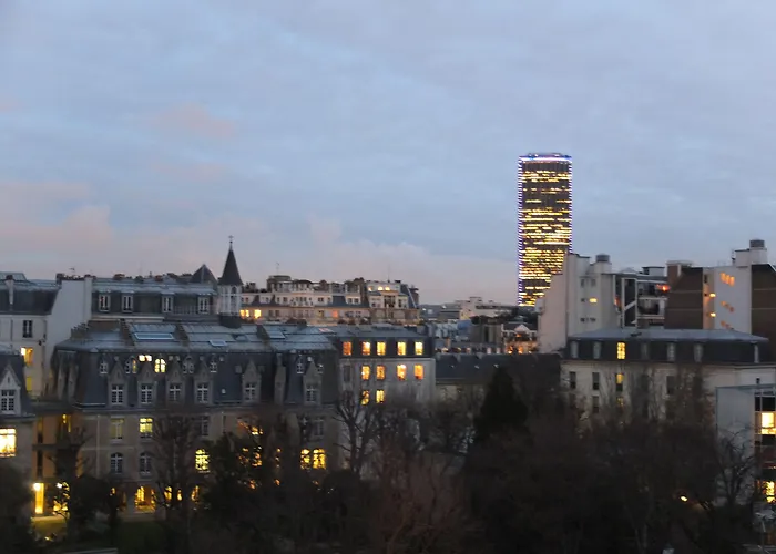 Saxe Eiffel Hotel