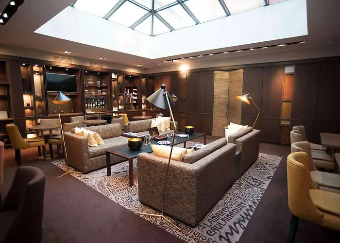 Hotel Saxe Eiffel Paris