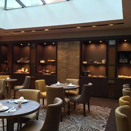 Saxe Eiffel Otel Paris