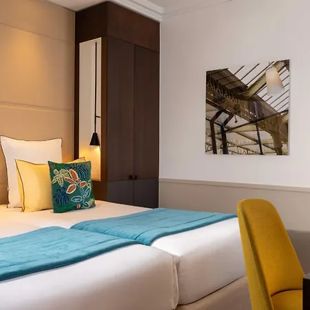 Hotel Saxe Eiffel Paris