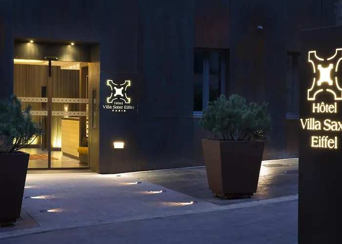 Saxe Eiffel 4*