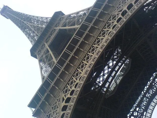 Saxe Eiffel 호텔 파리