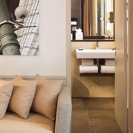 Saxe Eiffel Hotel Paris
