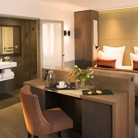 Hotel Saxe Eiffel Paris
