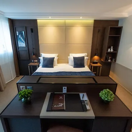 Saxe Eiffel Hotel Paris