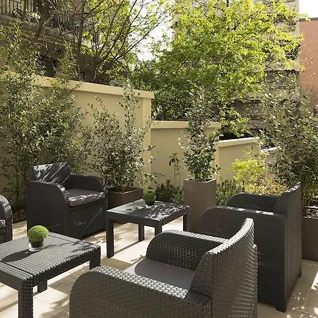Saxe Eiffel Hotel 4*