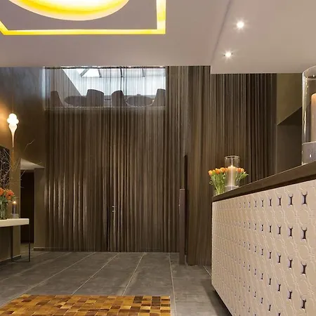 Saxe Eiffel Hotel