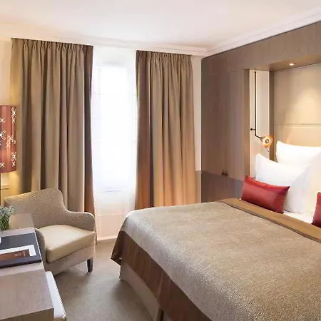 Saxe Eiffel 4* Párizs