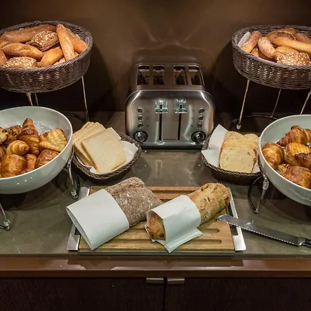 Szálloda Saxe Eiffel 4*