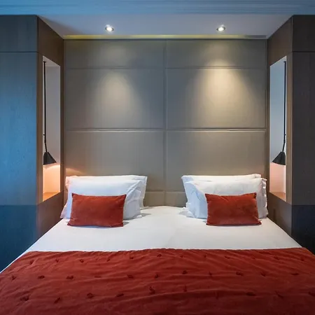 Saxe Eiffel Отель 4*