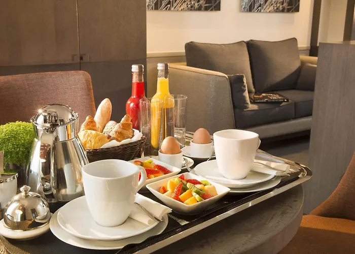 Hotel Saxe Eiffel 4*